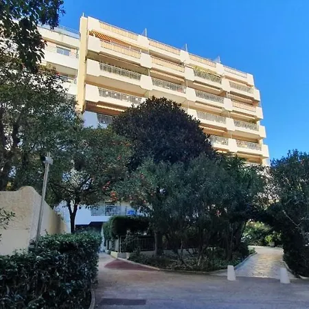 Bel Plein Centre Apartment *